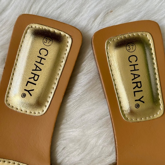 Charly Women’s Gold Chain Slide Sandals Size 37 - Picture 7 of 12